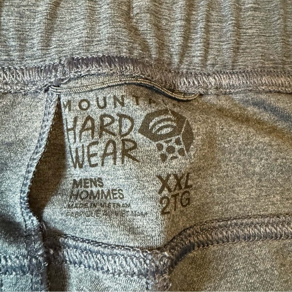 Mountain Hardware Chillaction Shorts - Picture 11 of 11